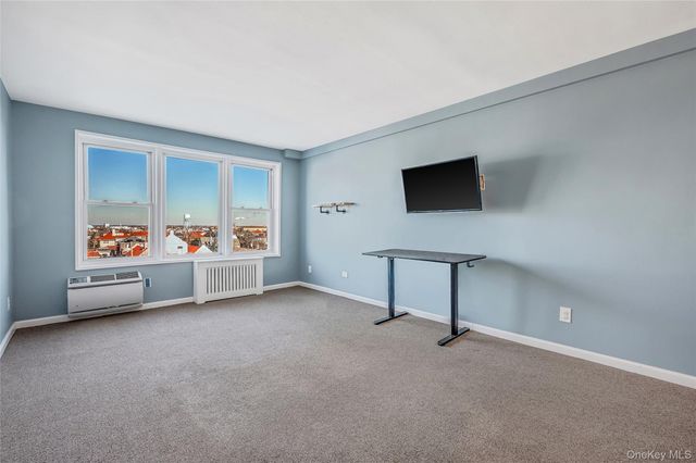 1 E. Broadway 5S, Long Beach, NY 11561