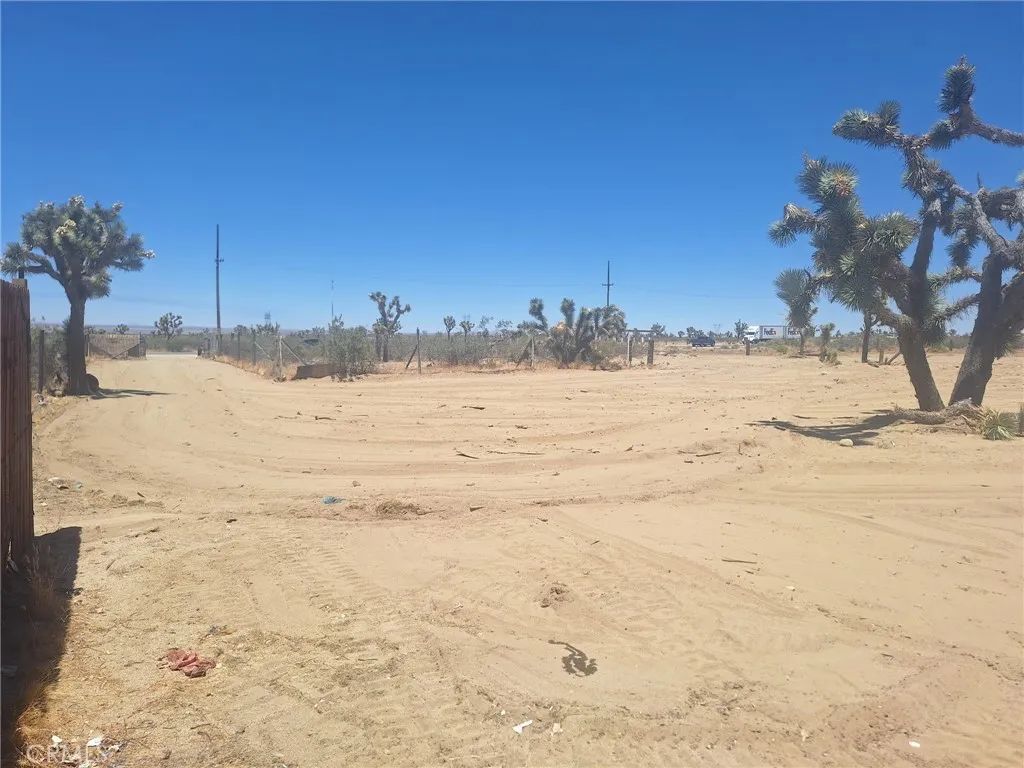 0 PB HWY VIC 187th East, Llano, CA 93544