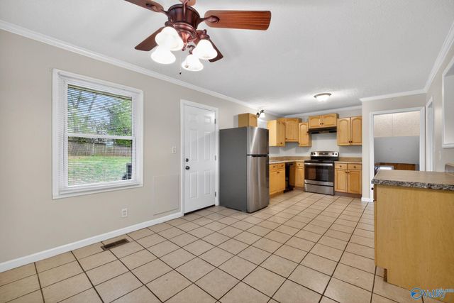 2523 Birchfield Street NW, Huntsville, AL 35810