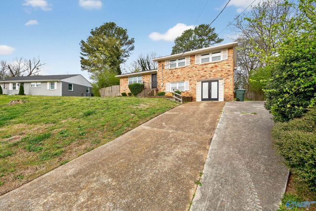 2523 Birchfield Street NW, Huntsville, AL 35810