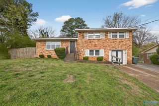 2523 Birchfield Street NW, Huntsville, AL 35810