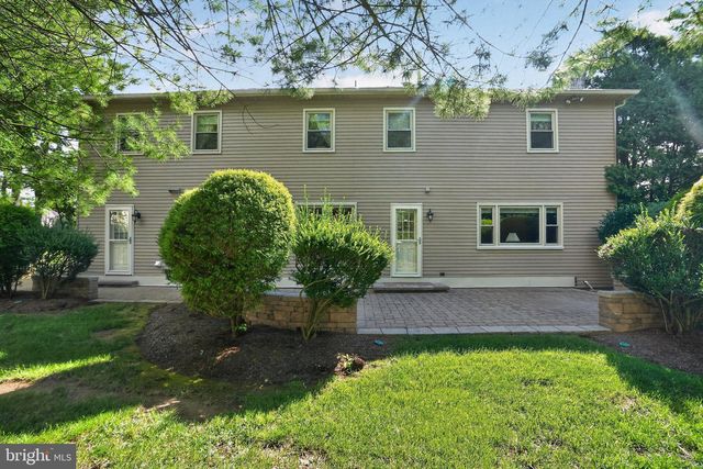 721 BUCKLEY RD, Blue Bell, PA 19422