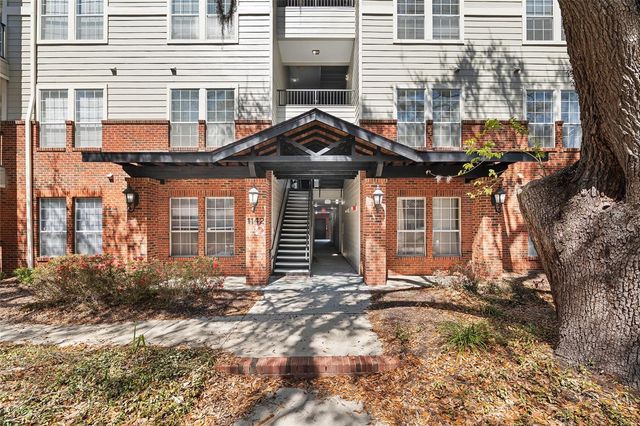 1142 SW 9TH ROAD 402, Gainesville, FL 32601