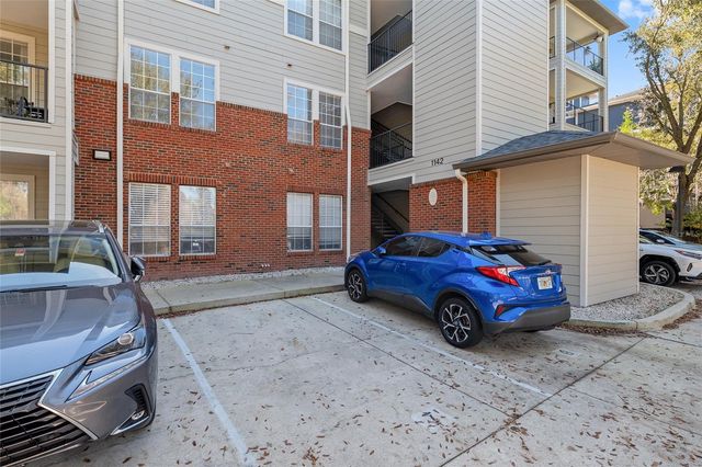 1142 SW 9TH ROAD 402, Gainesville, FL 32601