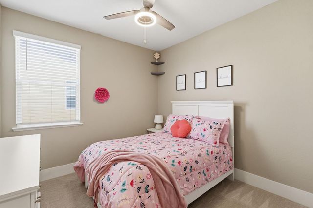 915 Vineyard Court, Madera, CA 93636