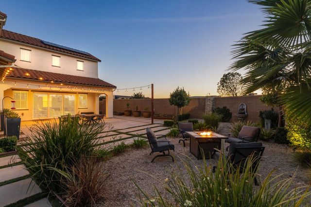 915 Vineyard Court, Madera, CA 93636