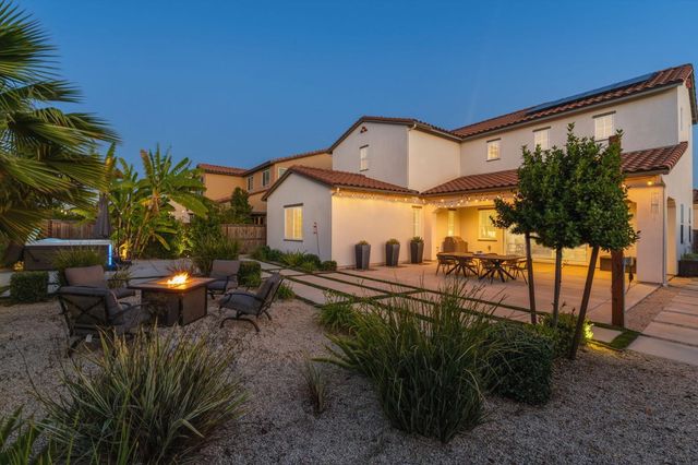 915 Vineyard Court, Madera, CA 93636