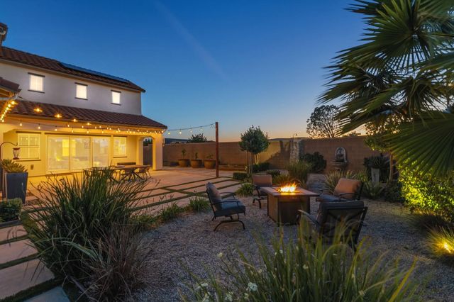 915 Vineyard Court, Madera, CA 93636