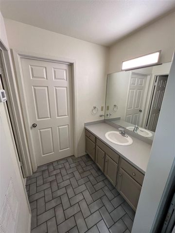 1905 SAN GABRIEL ST 201, Austin, TX 78705