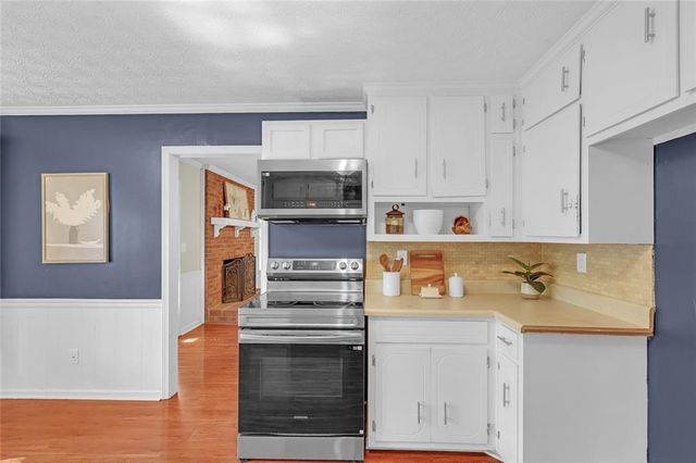 5728 Four Winds Court SW, Lilburn, GA 30047