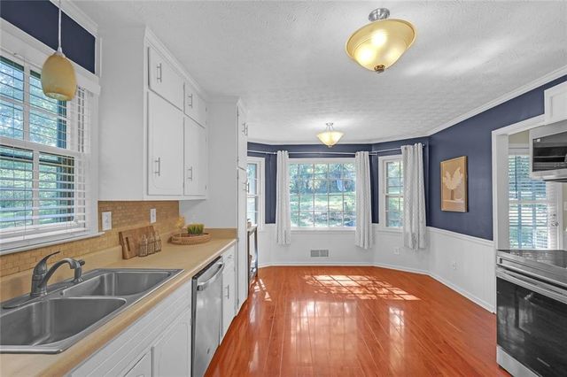 5728 Four Winds Court SW, Lilburn, GA 30047