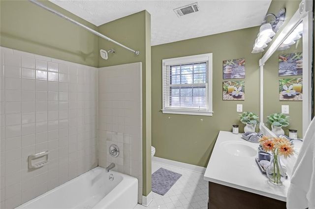 5728 Four Winds Court SW, Lilburn, GA 30047