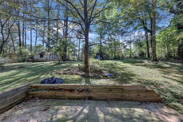 5728 Four Winds Court SW, Lilburn, GA 30047