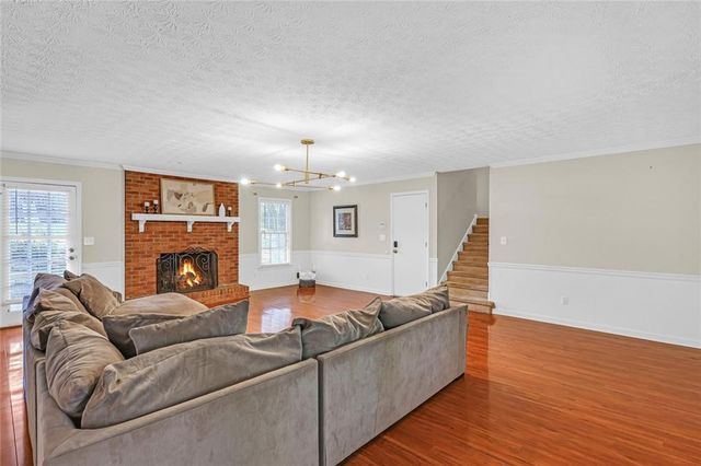 5728 Four Winds Court SW, Lilburn, GA 30047
