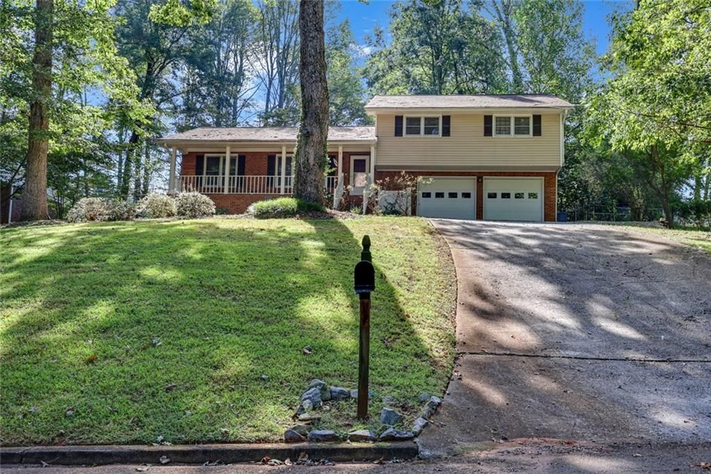 5728 Four Winds Court SW, Lilburn, GA 30047