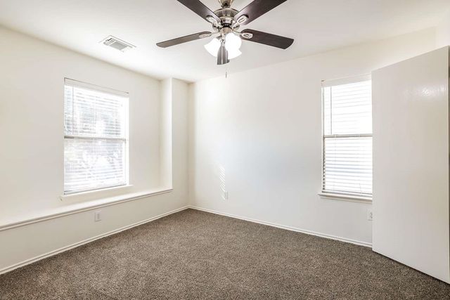 423 Remington Ridge Drive, Houston, TX 77073