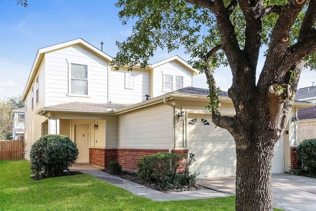 423 Remington Ridge Drive, Houston, TX 77073