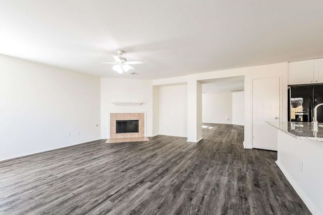 423 Remington Ridge Drive, Houston, TX 77073