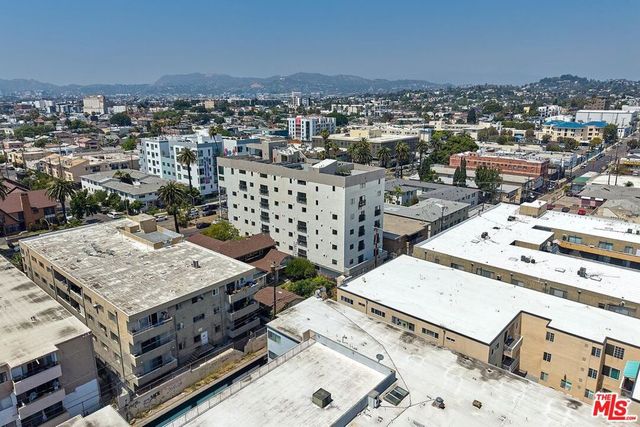 154 S Occidental Boulevard 506, Los Angeles, CA 90057