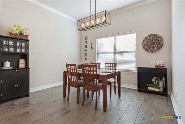 102 Rancho Del Lago Lane, Belton, TX 76513