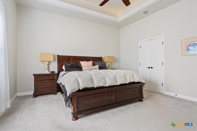 102 Rancho Del Lago Lane, Belton, TX 76513