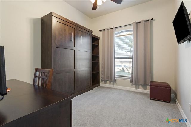 102 Rancho Del Lago Lane, Belton, TX 76513