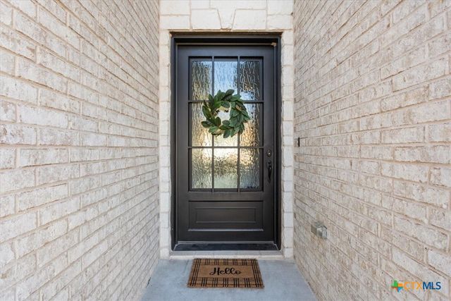 102 Rancho Del Lago Lane, Belton, TX 76513