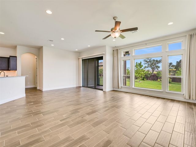 340 Chisholm TRL, Bastrop, TX 78602