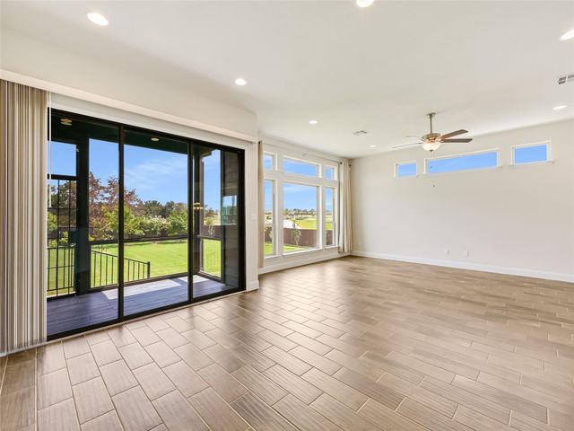 340 Chisholm TRL, Bastrop, TX 78602