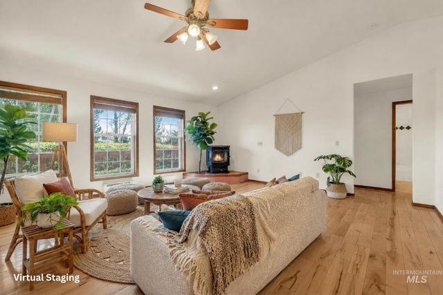 183 Rainbow Dr, Jerome, ID 83301