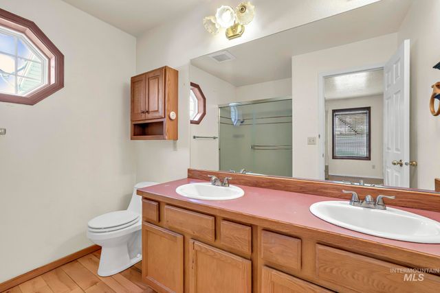 183 Rainbow Dr, Jerome, ID 83301