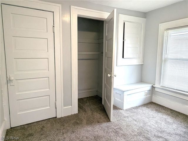 876 Avon Street, Akron, OH 44310