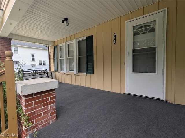 876 Avon Street, Akron, OH 44310