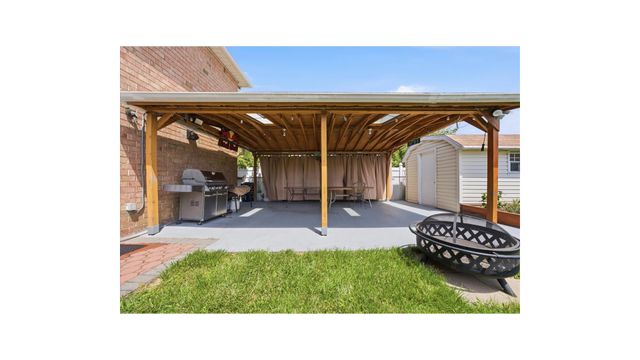 2410 LODOVICK Avenue, New York City, NY 10469