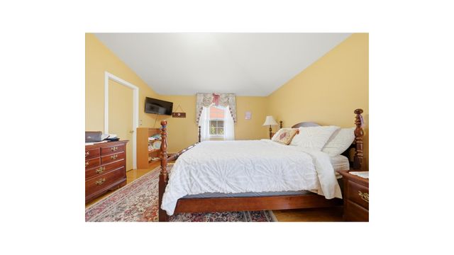 2410 LODOVICK Avenue, New York City, NY 10469