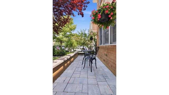 2410 LODOVICK Avenue, New York City, NY 10469