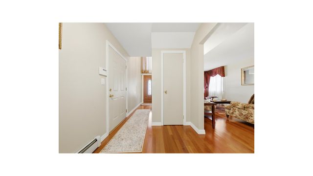 2410 LODOVICK Avenue, New York City, NY 10469