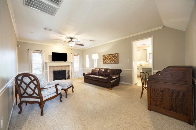 1403 Pinewood Court, Pearland, TX 77581