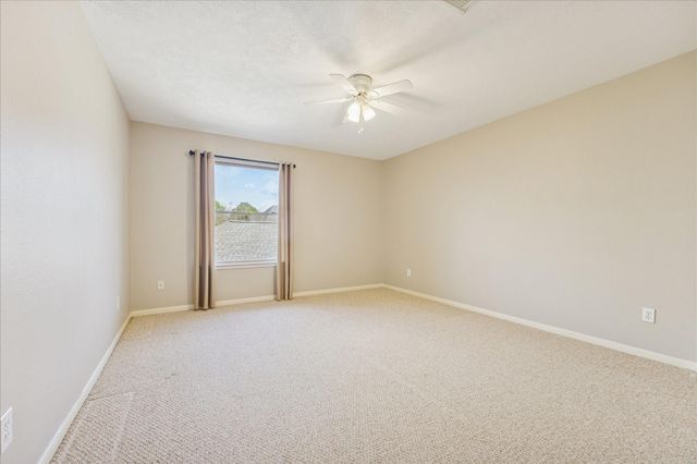 1403 Pinewood Court, Pearland, TX 77581