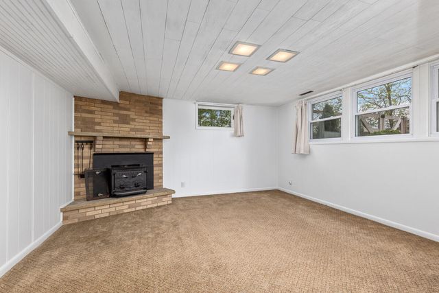 10958 Grand River Drive, Lowell, MI 49331