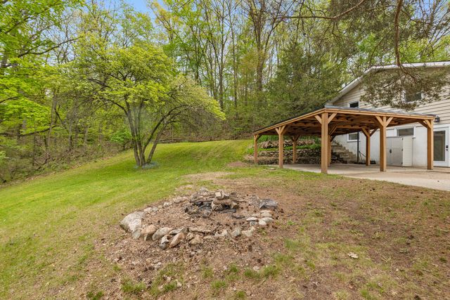 10958 Grand River Drive, Lowell, MI 49331