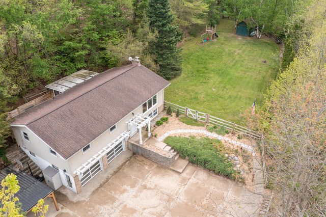 10958 Grand River Drive, Lowell, MI 49331