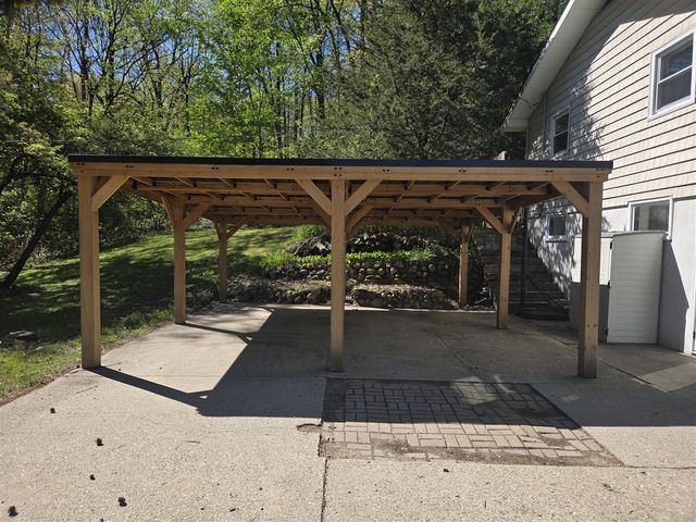 10958 Grand River Drive, Lowell, MI 49331