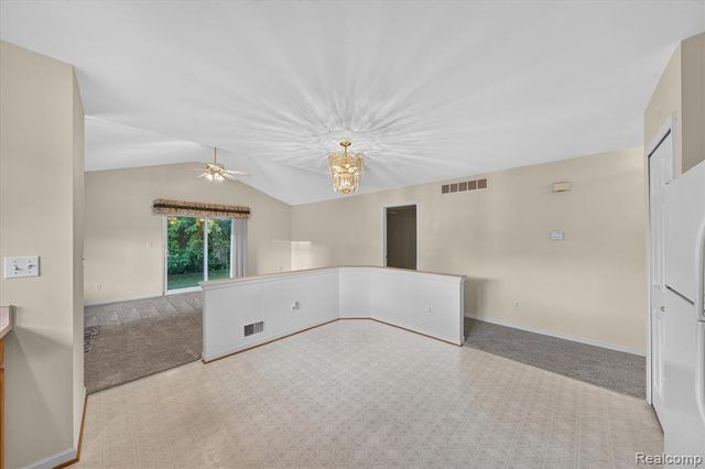 16830 Kenwood Court, Roseville, MI 48066