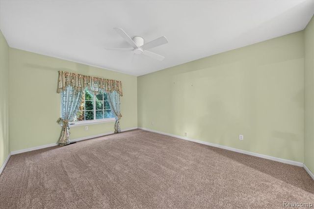16830 Kenwood Court, Roseville, MI 48066