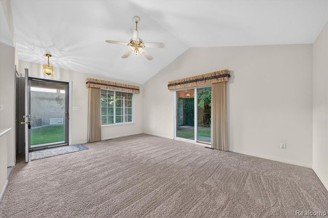 16830 Kenwood Court, Roseville, MI 48066
