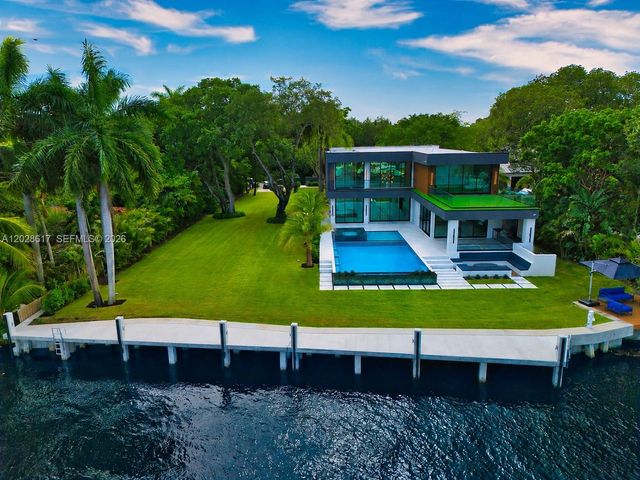 700 SW 12th Avenue, Fort Lauderdale, FL 33312