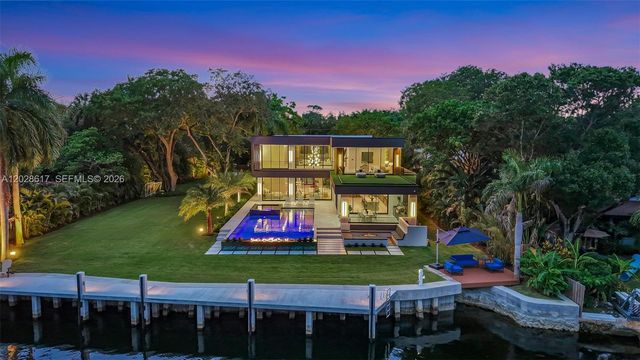 700 SW 12th Avenue, Fort Lauderdale, FL 33312