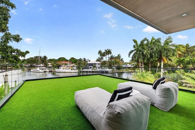 700 SW 12th Avenue, Fort Lauderdale, FL 33312