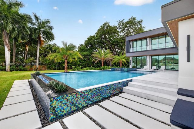 700 SW 12th Avenue, Fort Lauderdale, FL 33312